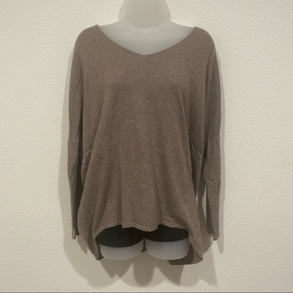 brown beige oversized v neck sweater long sleeve top shirt